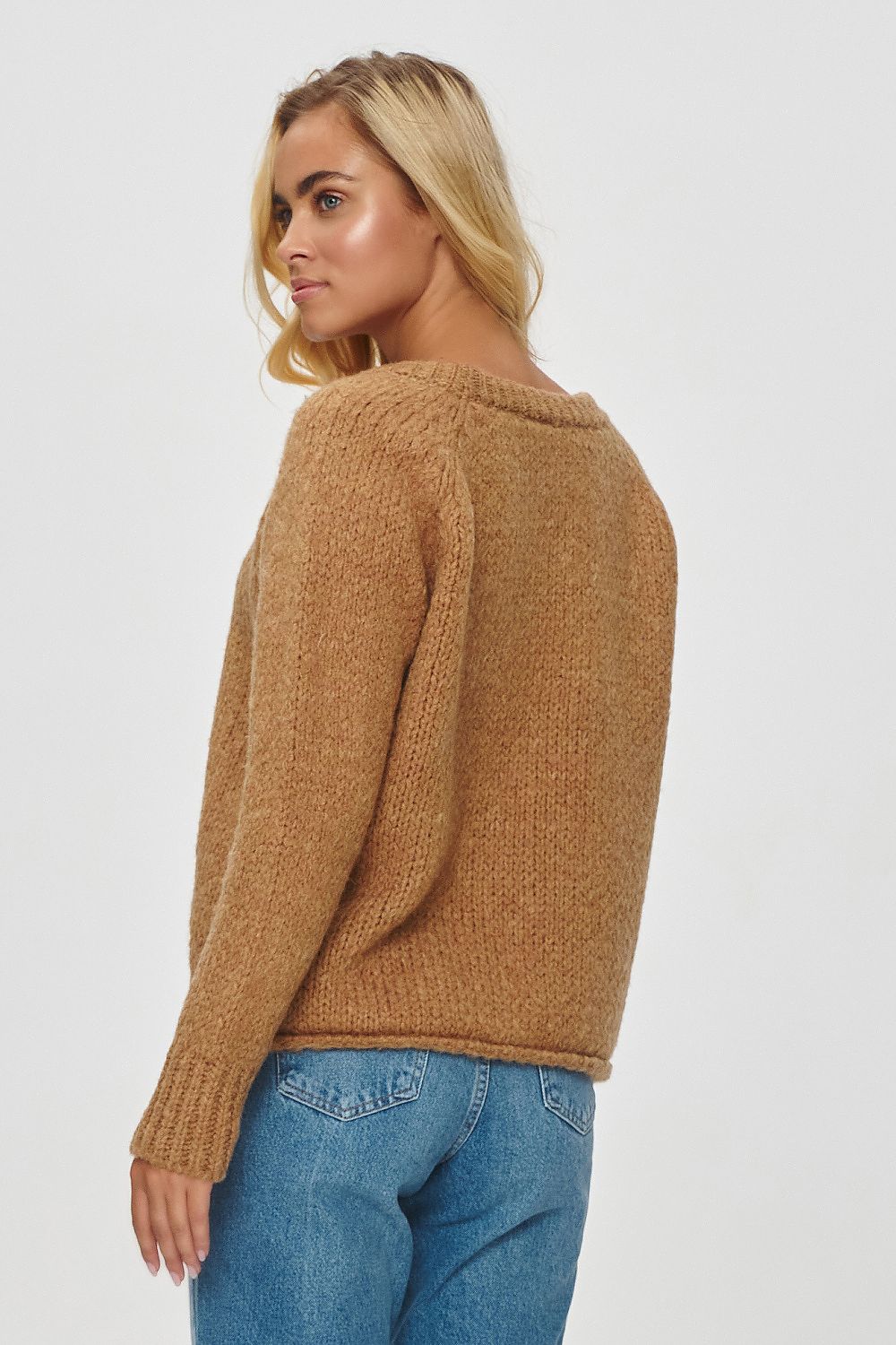 Pullover Model 201808 Makadamia
