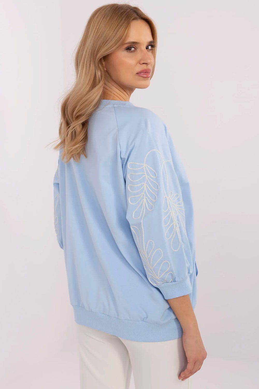 Sweater model 209842 Relevance