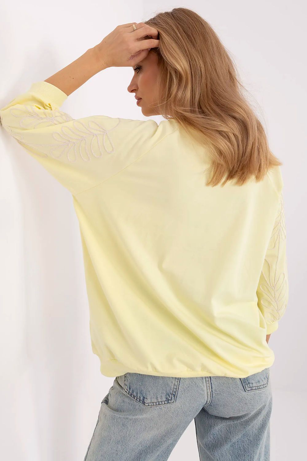 Sweater model 209845 Relevance