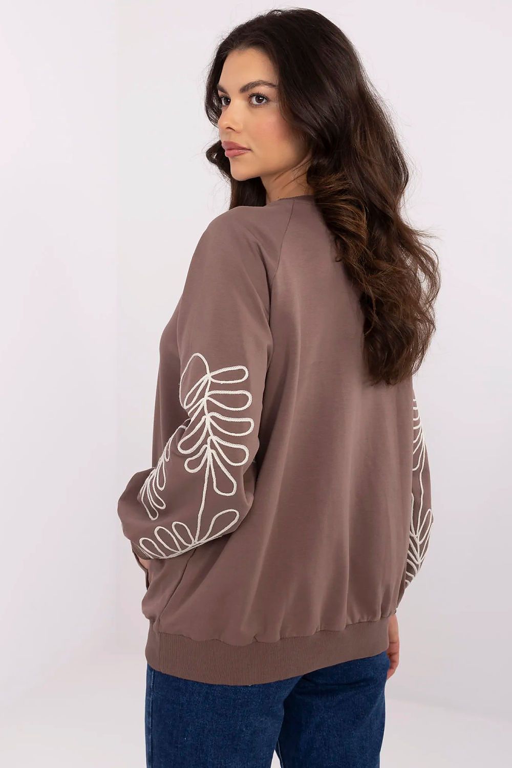 Sweater model 210637 Relevance