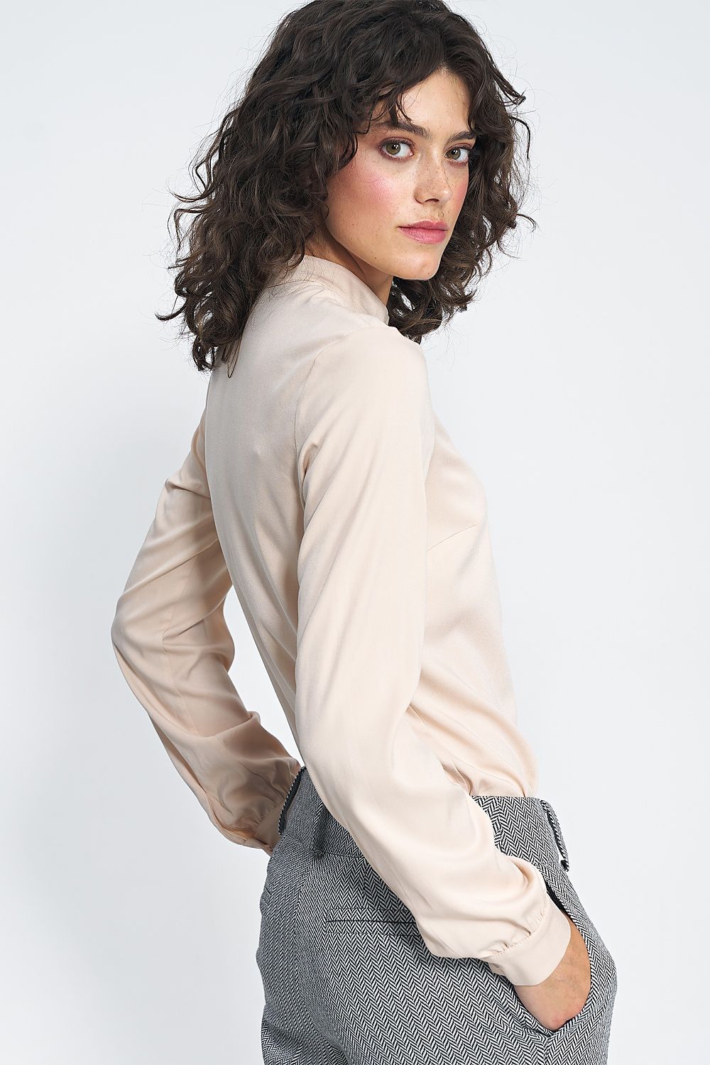 Long-sleeved shirt model 184614 Nife