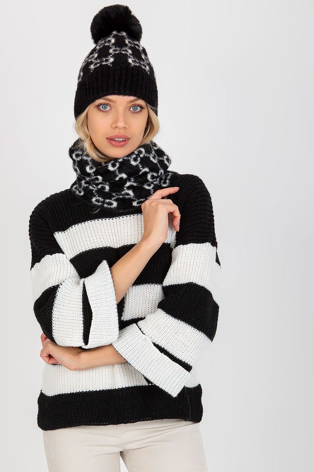 Tube scarf model 185920 AT