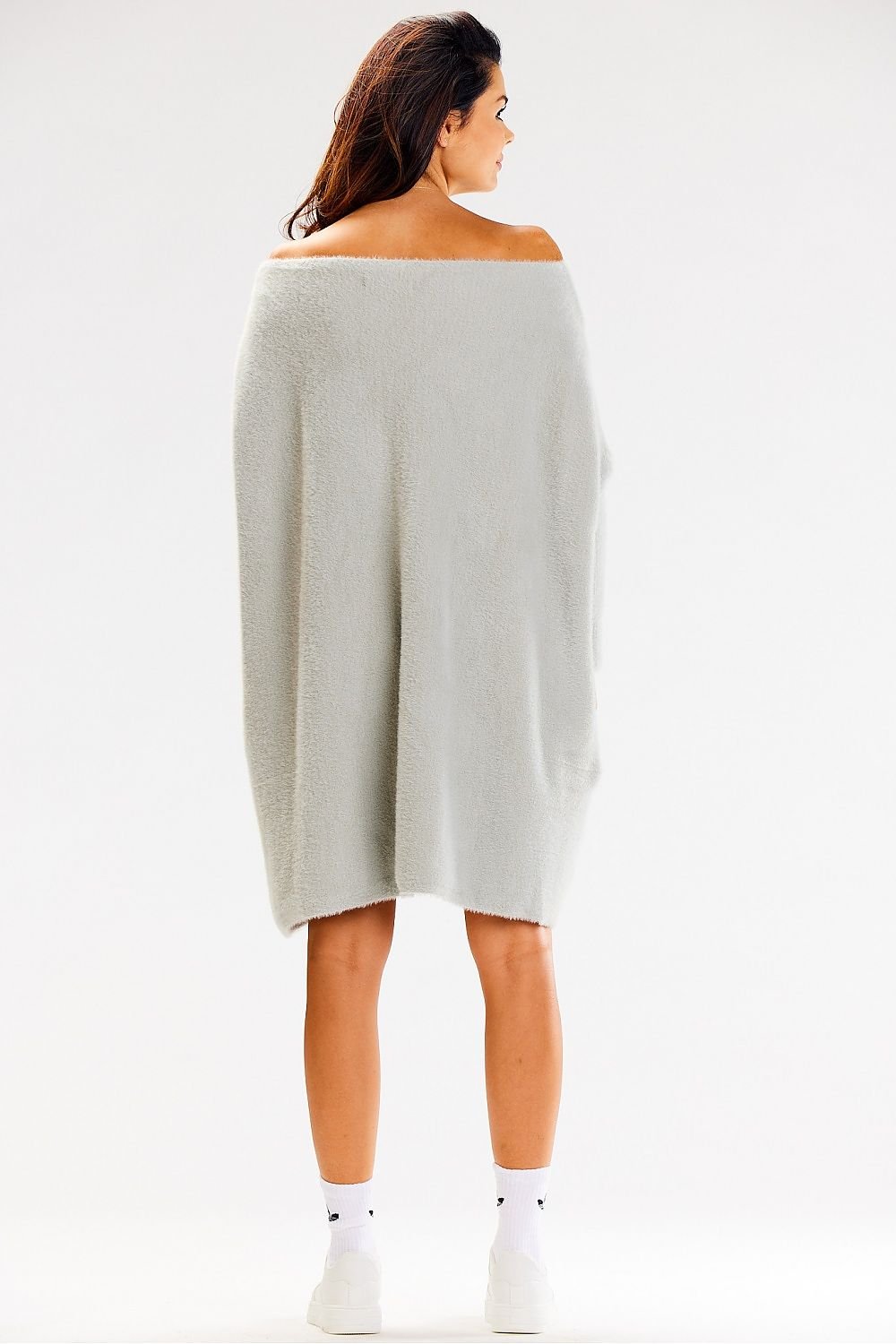 Long sweater model 187182 awama