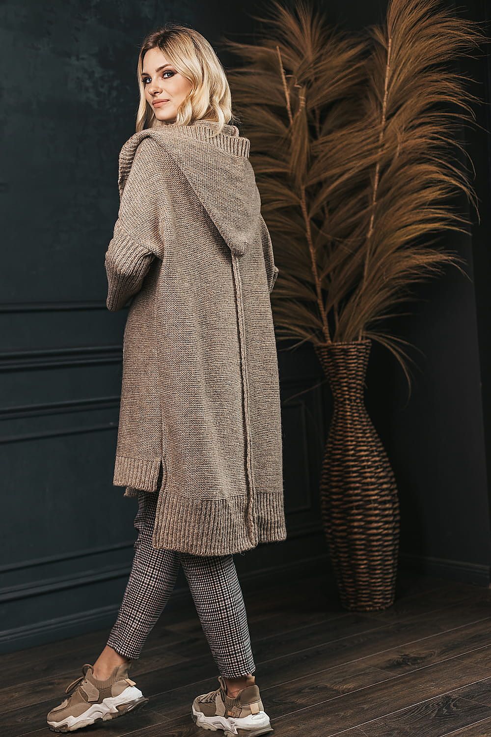 Cardigan Model 188769 PeeKaBoo