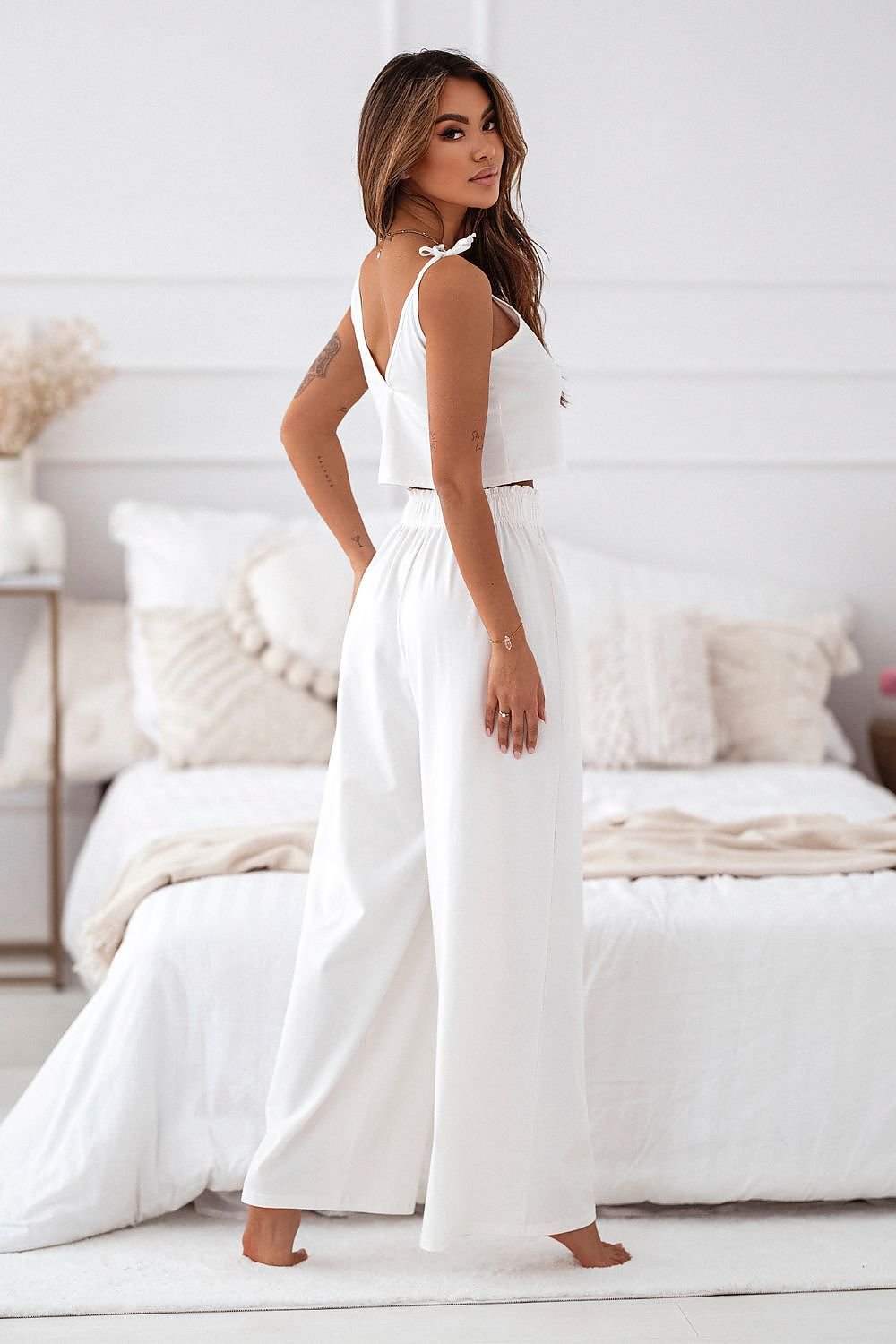 Set Model 192326 IVON