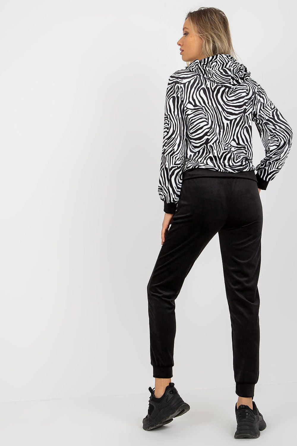 Set Model 173358 Rue Paris