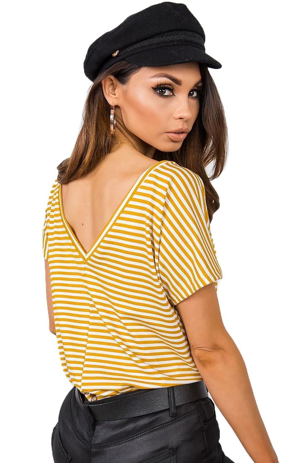 ~T-shirt Model 178075 Rue Paris