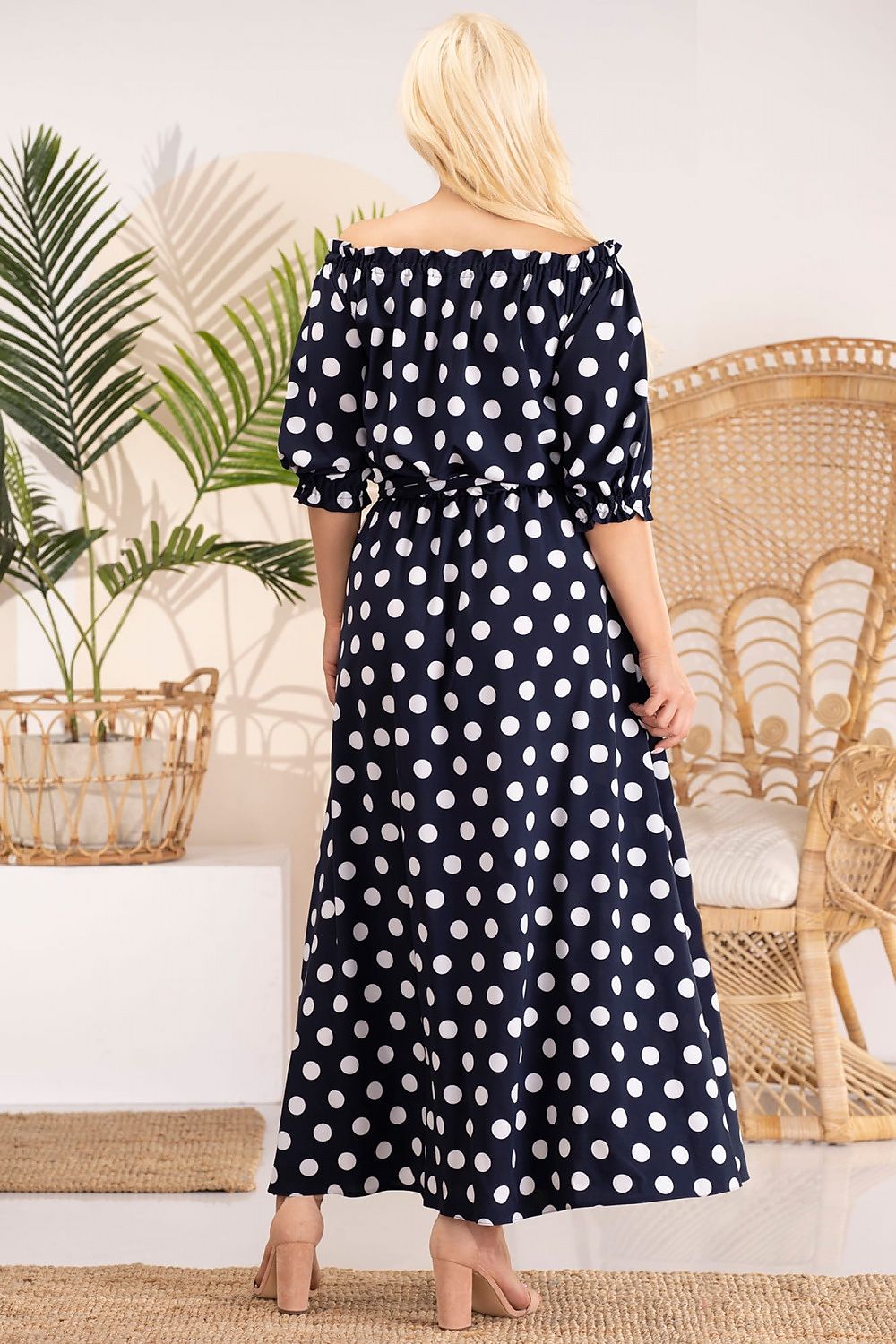 Plus-Size Kleider Model 182173 Karko