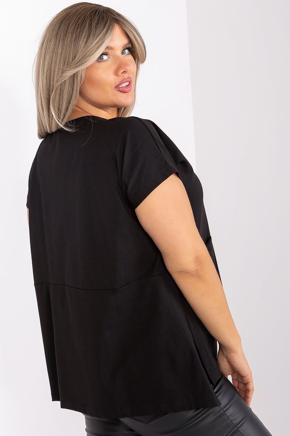 Plus-Size Bluse Model 182730 Relevance