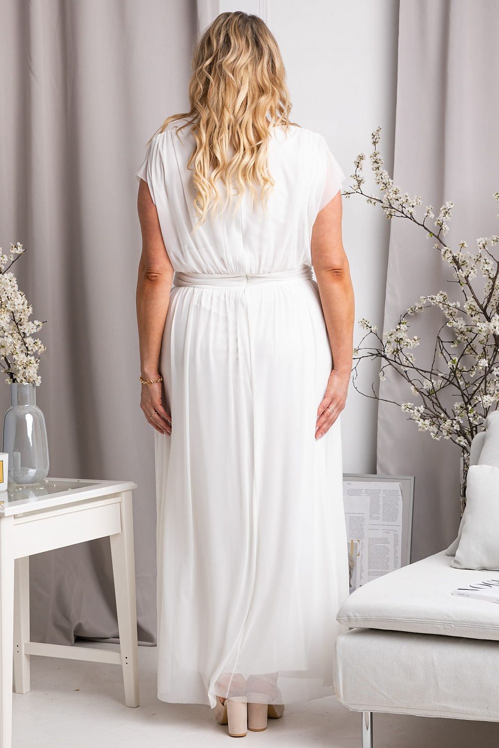 Plus-Size Kleider Model 183281 Karko