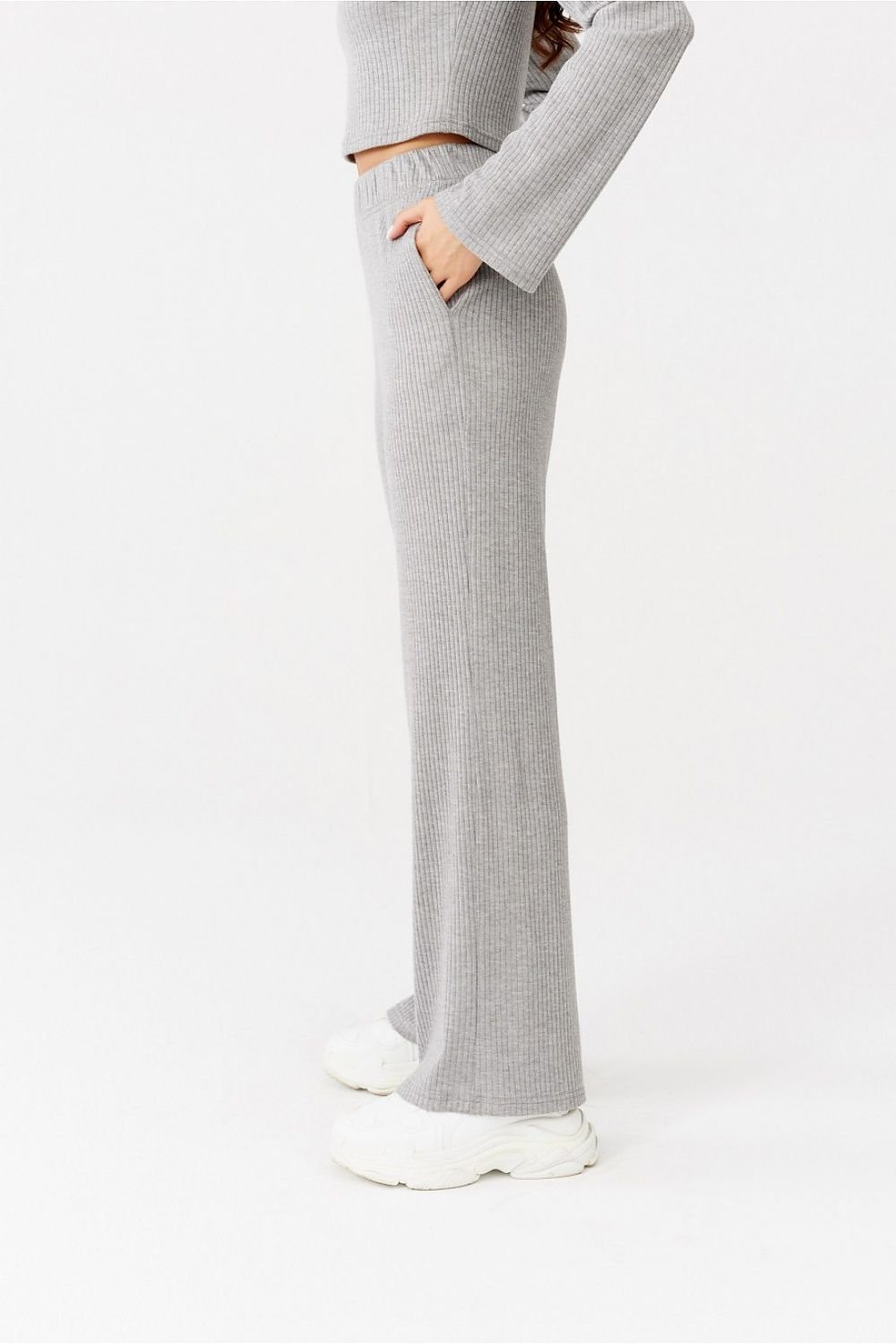 Women's trousers model 185972 Roco Fashion