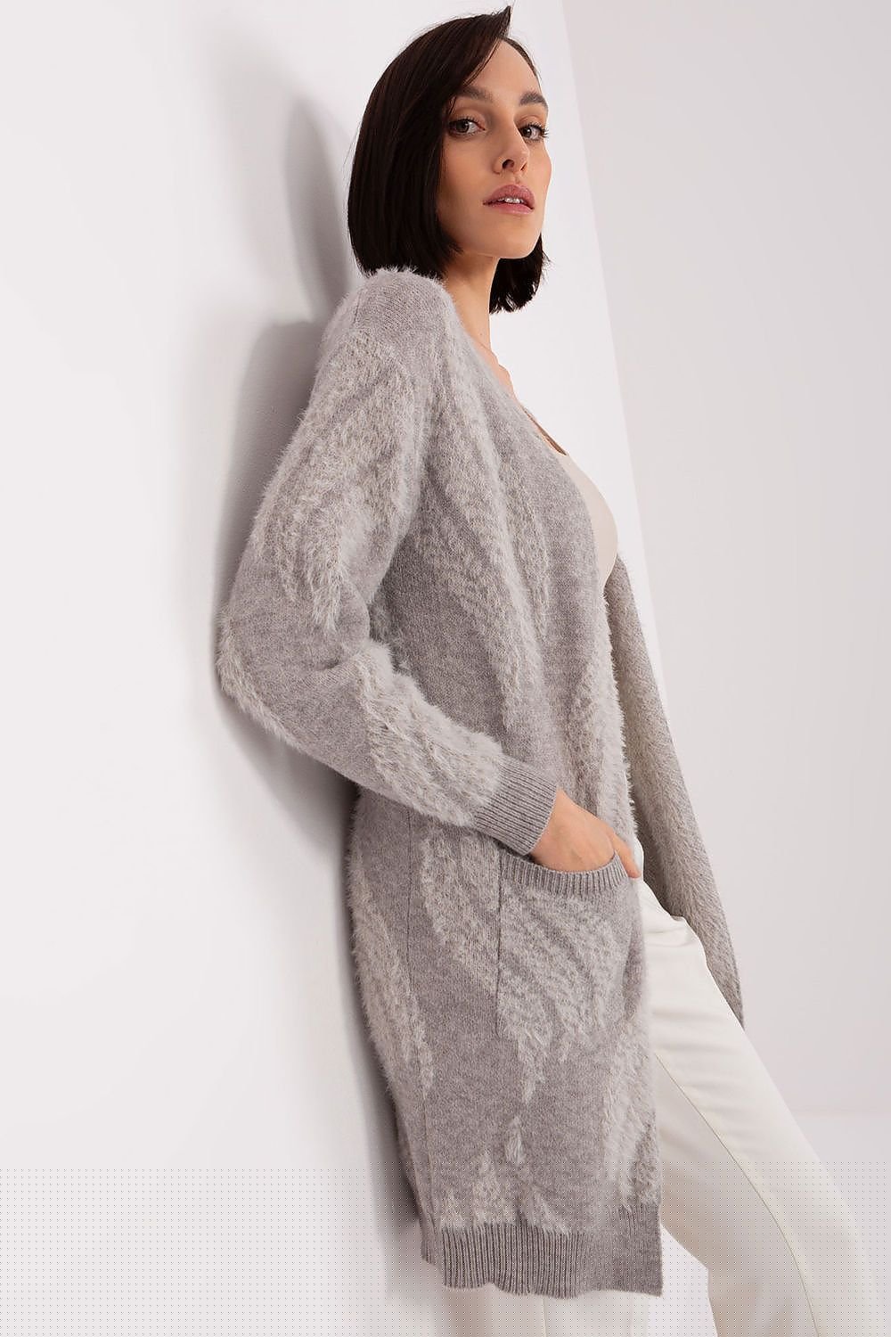 Cardigan Model 188288 AT