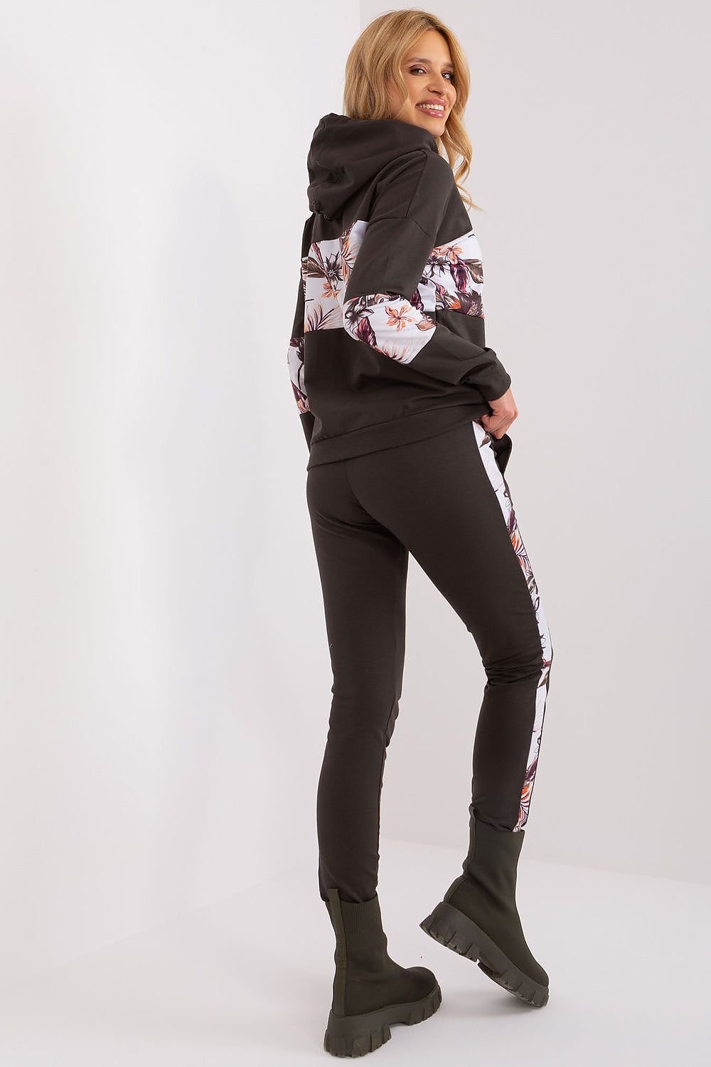 Set Model 192367 Relevance