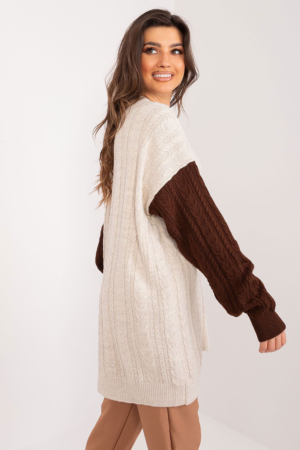Cardigan Model 196761 Badu