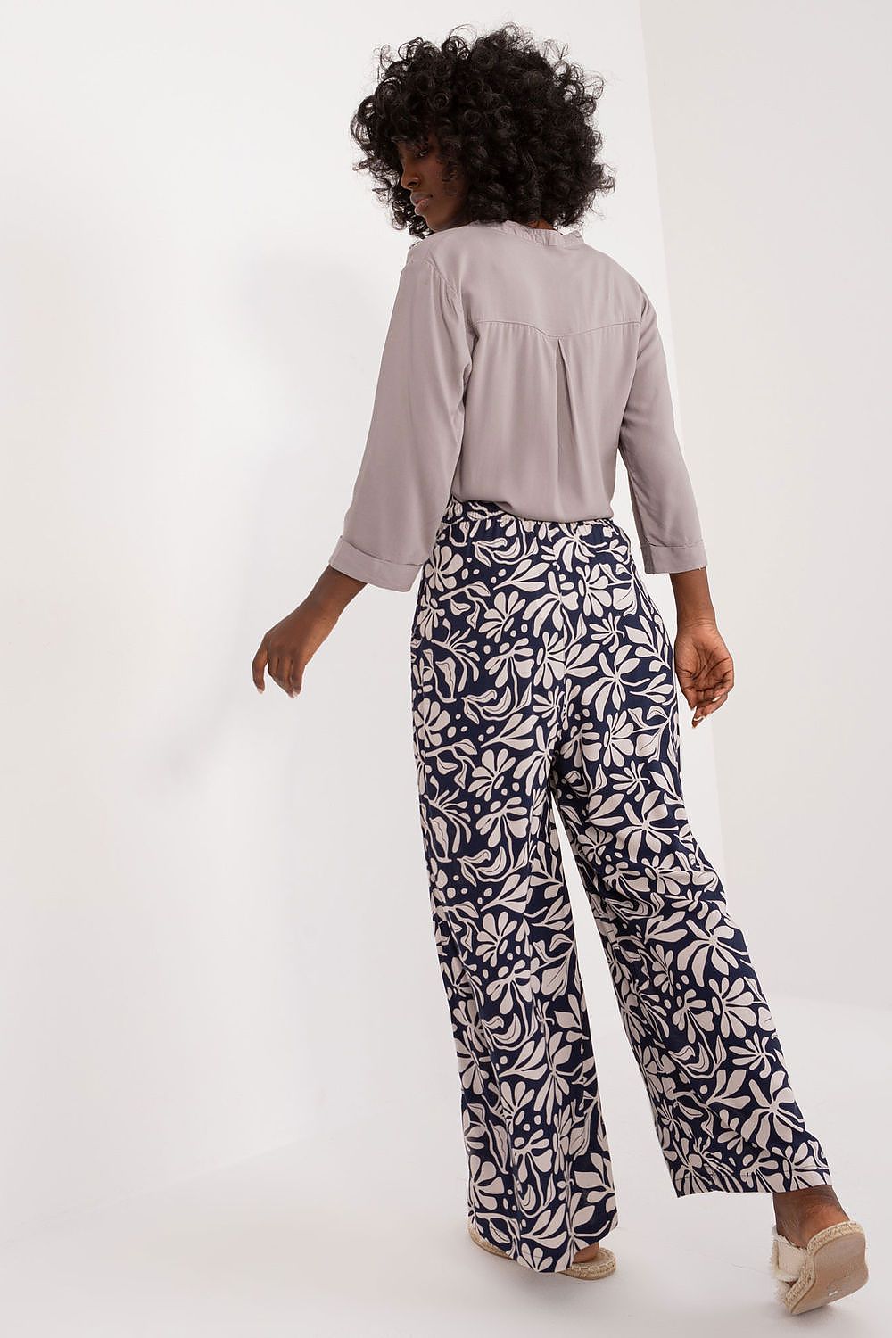 Damen Hose Model 196923 Sublevel