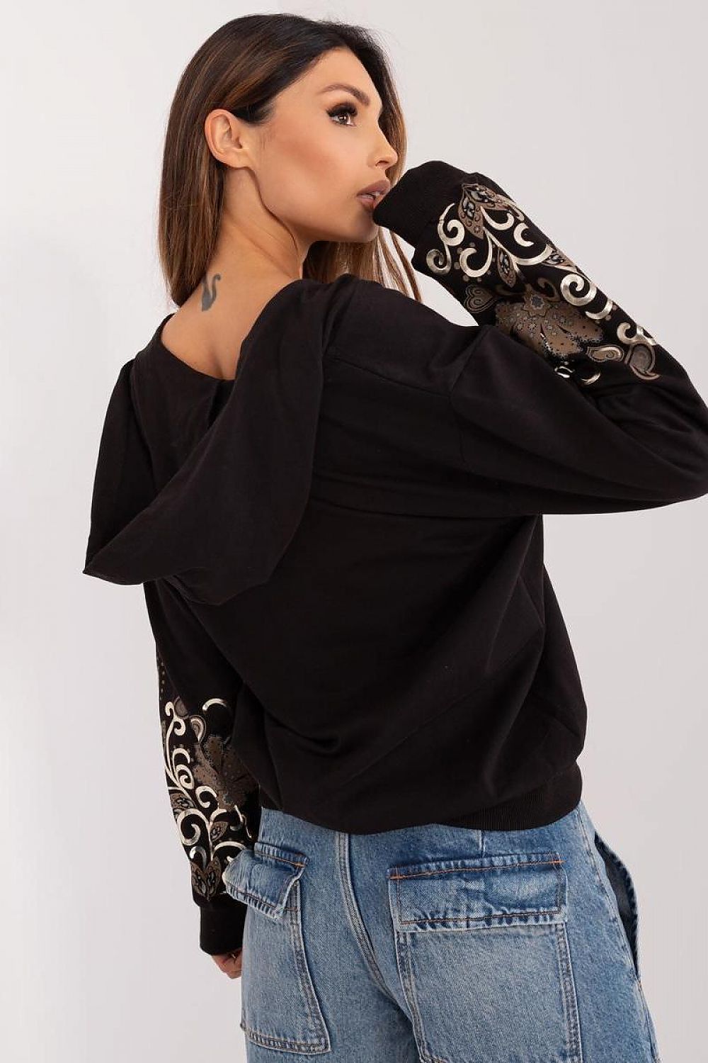 Sweater Model 197080 Relevance
