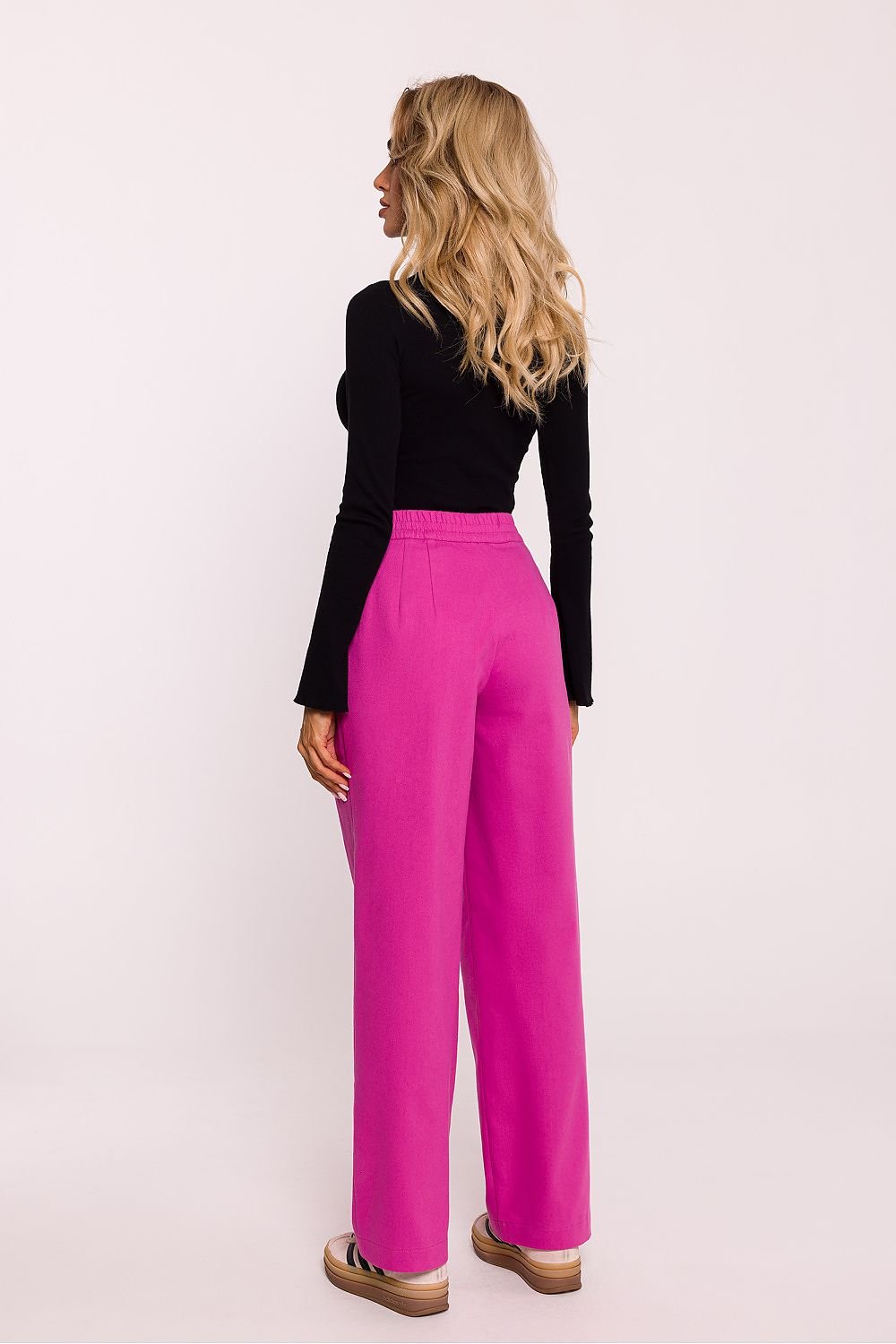 Lange Hose Model 199681 Moe