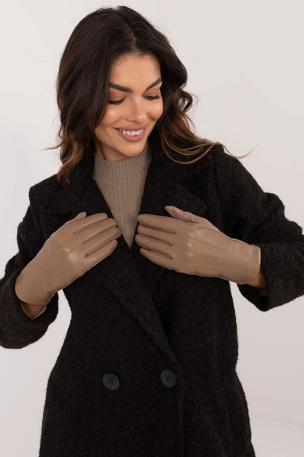 Gloves Model 202517 AT