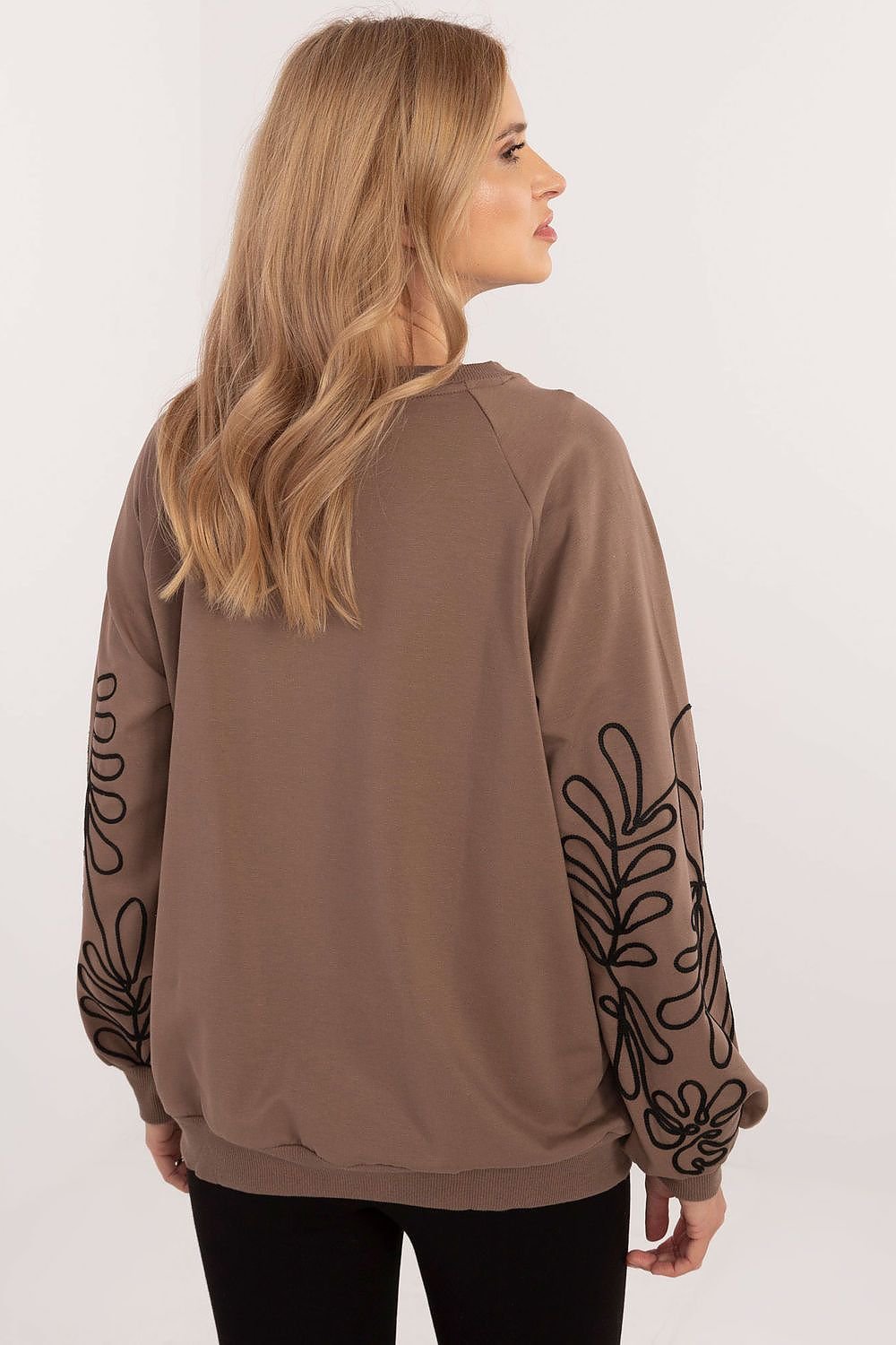  Sweater model 208235 Relevance 
