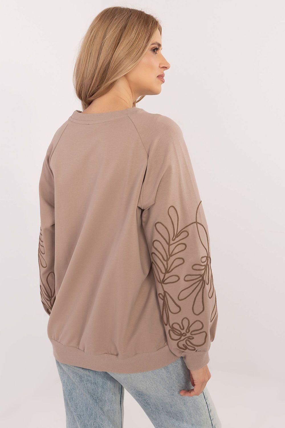  Sweater model 208236 Relevance 