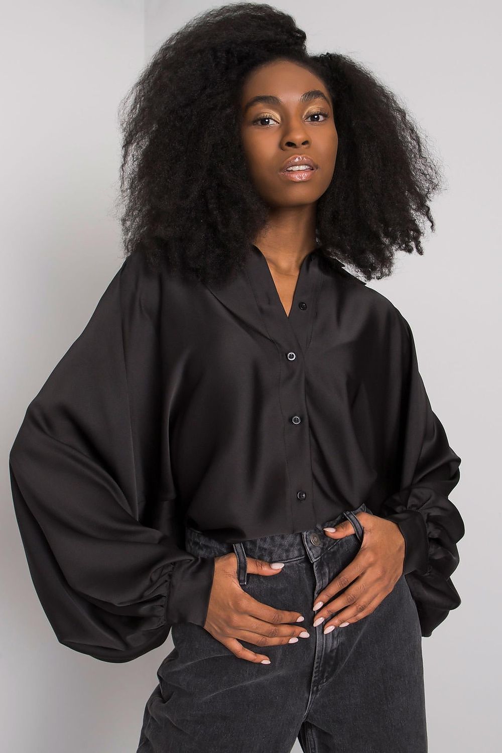 Long-sleeved shirt model 174052 Italy Moda