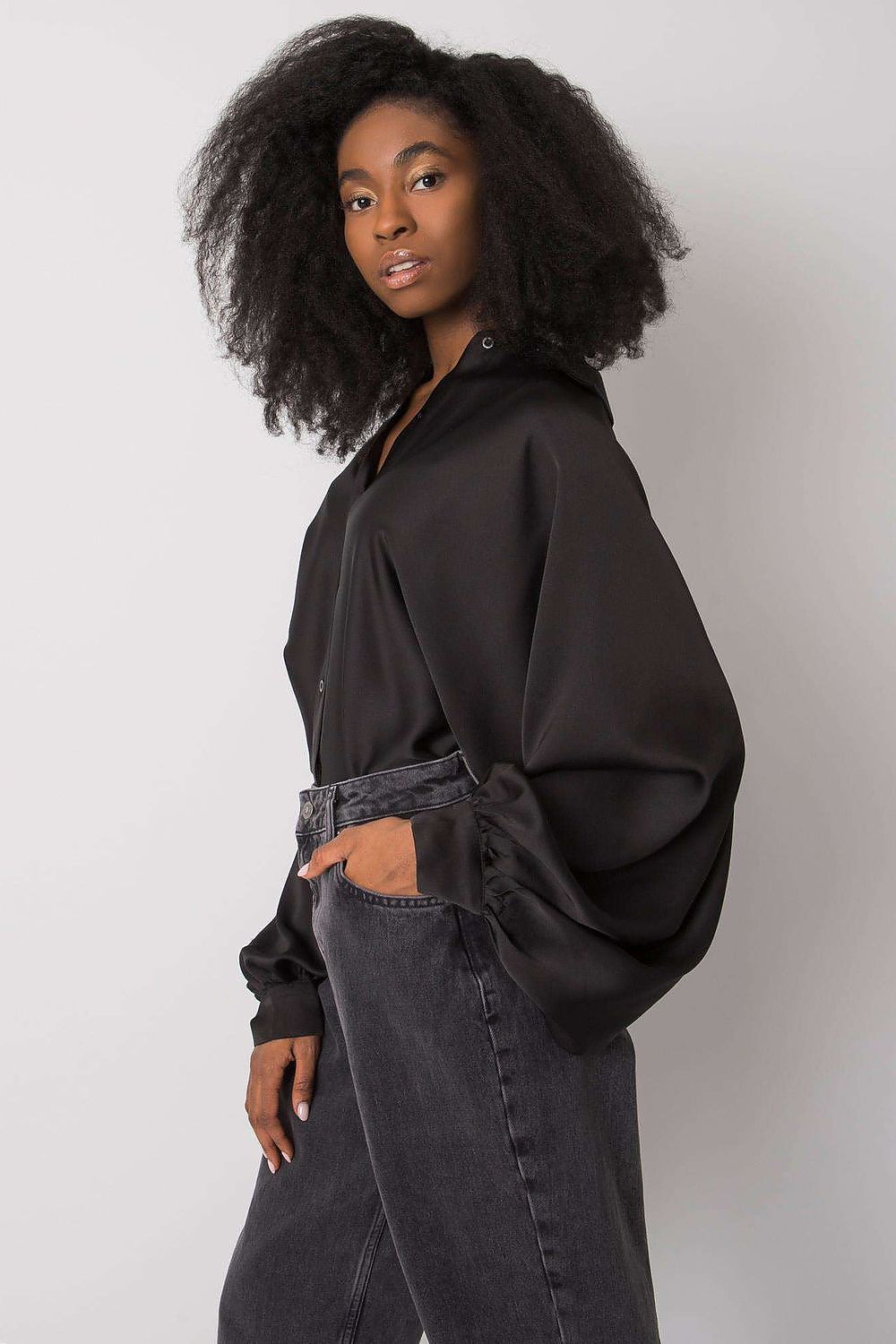 Long-sleeved shirt model 174052 Italy Moda