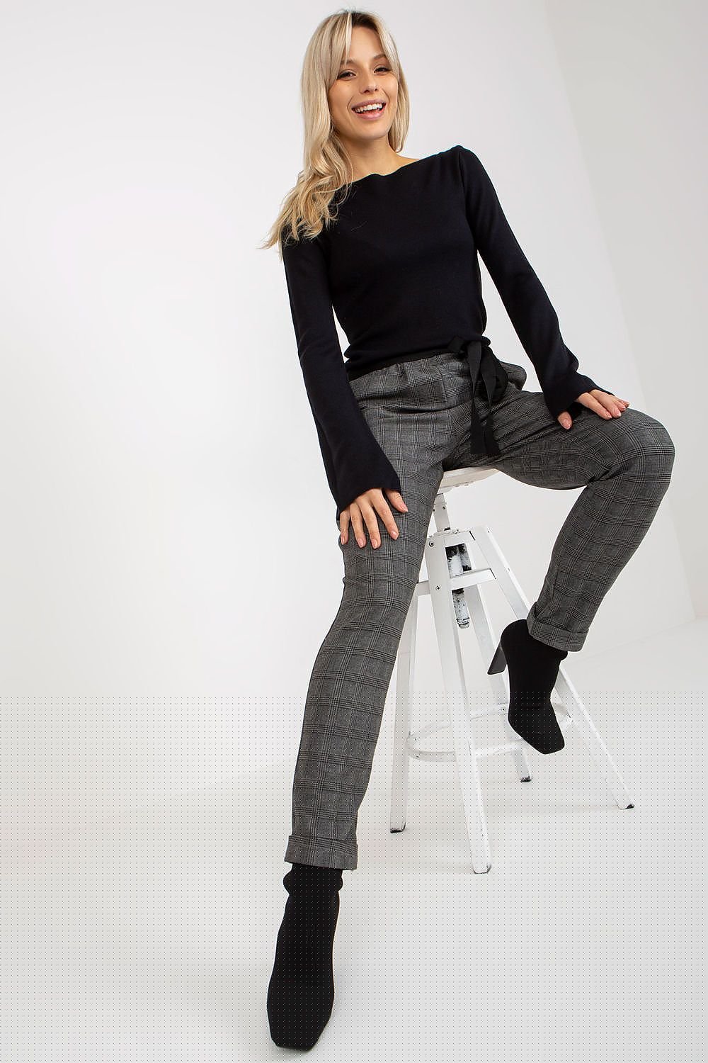 Women's trousers model 173833 Lakerta