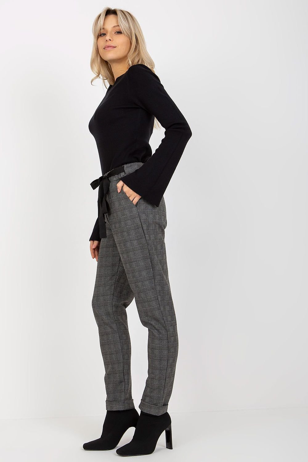 Women's trousers model 173833 Lakerta