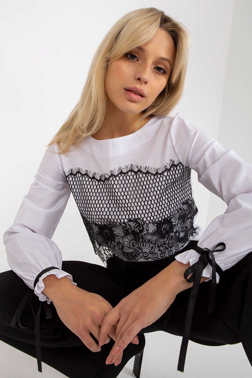 Blouse Model 174949 Lakerta