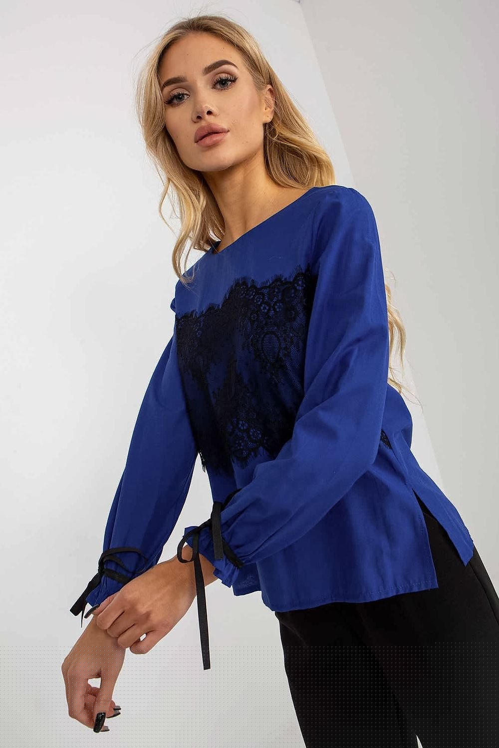 Blouse Model 174949 Lakerta