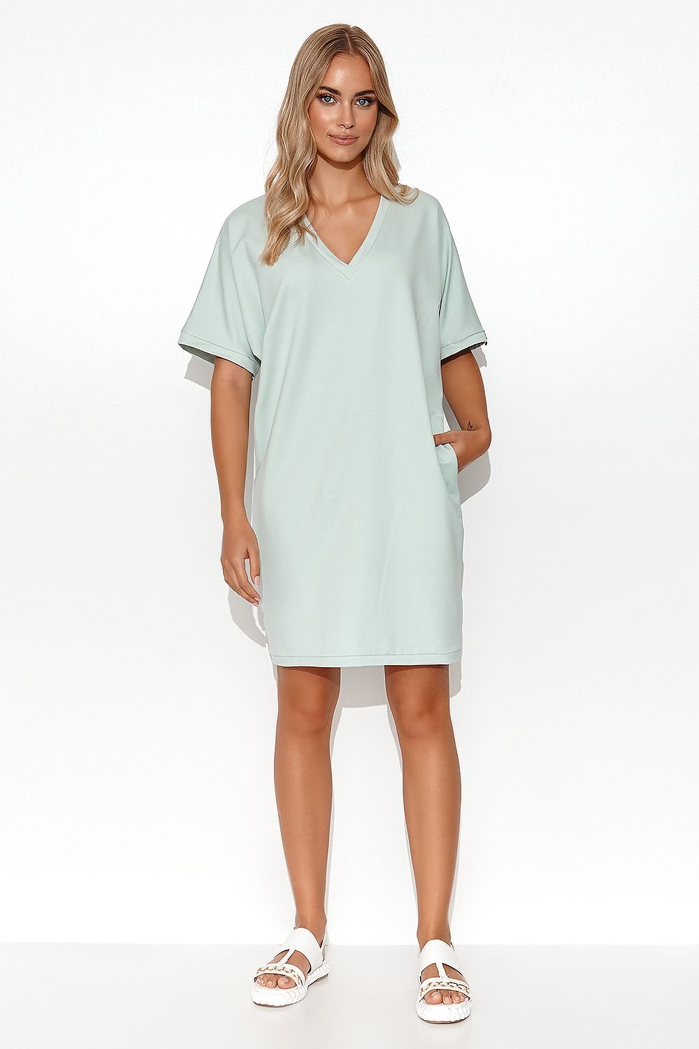 Alltagskleid Model 175672 Makadamia