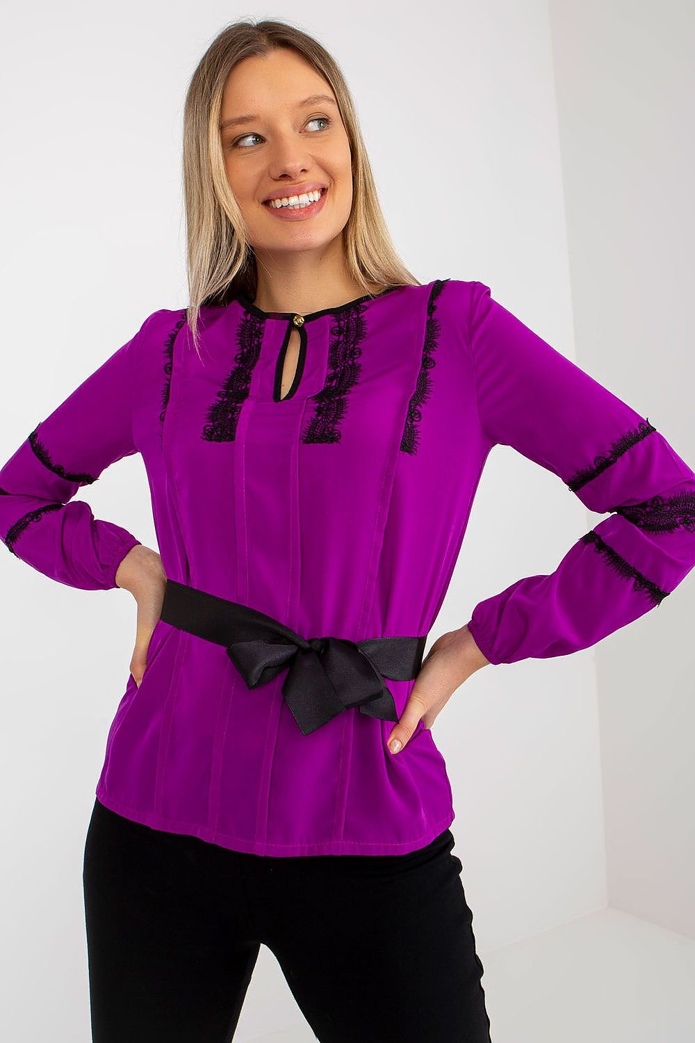 Blouse Model 176736 Lakerta
