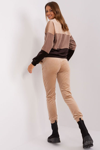 Set Model 187430 Rue Paris