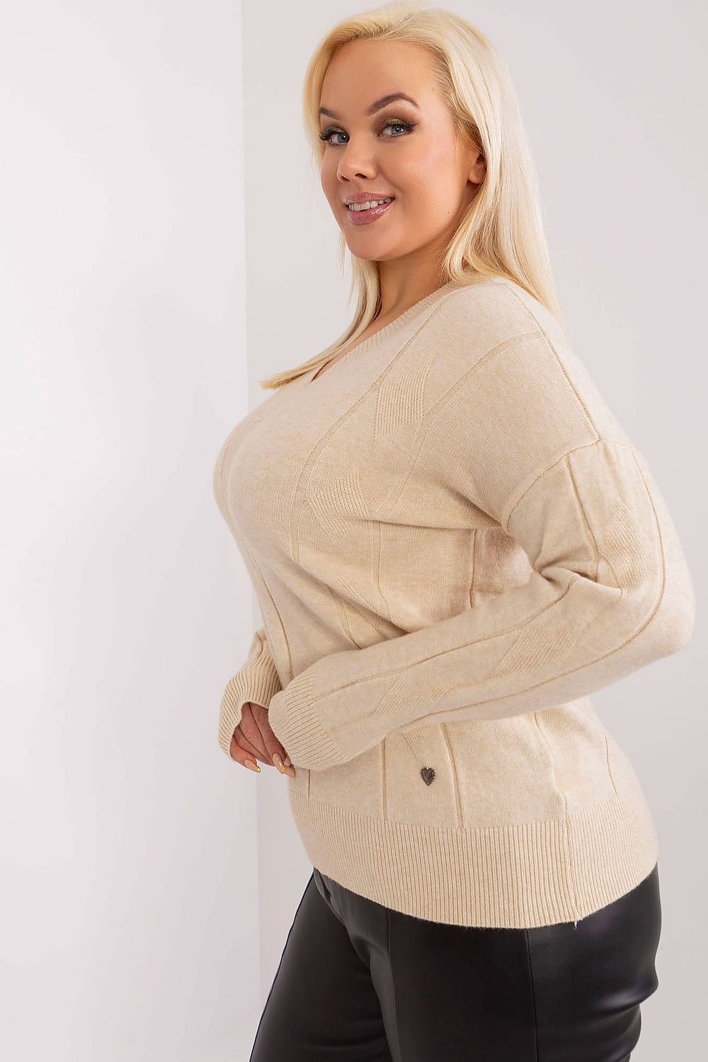 Pullover plus size Model 190053 Factory Price