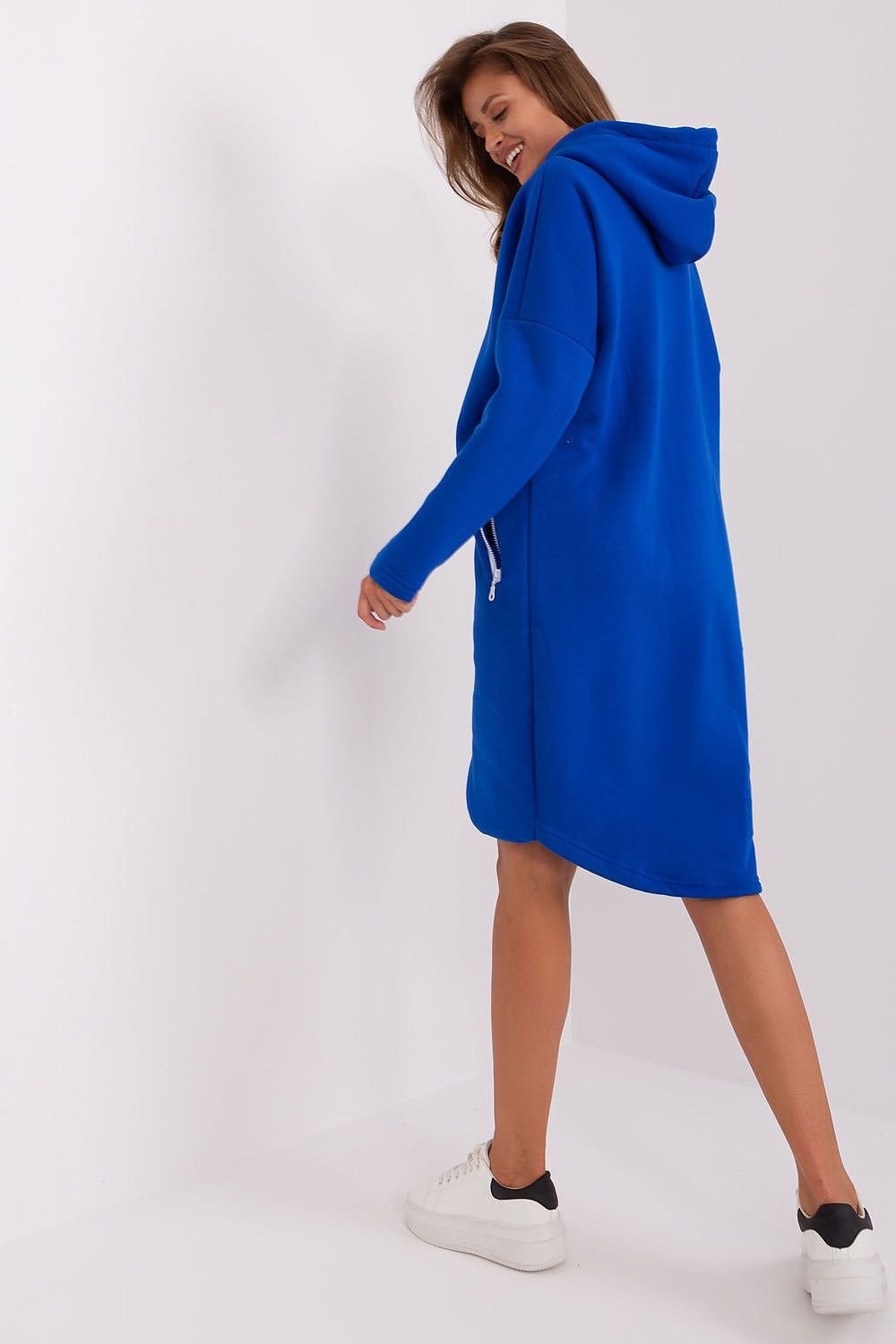 Sweater Model 191271 Relevance