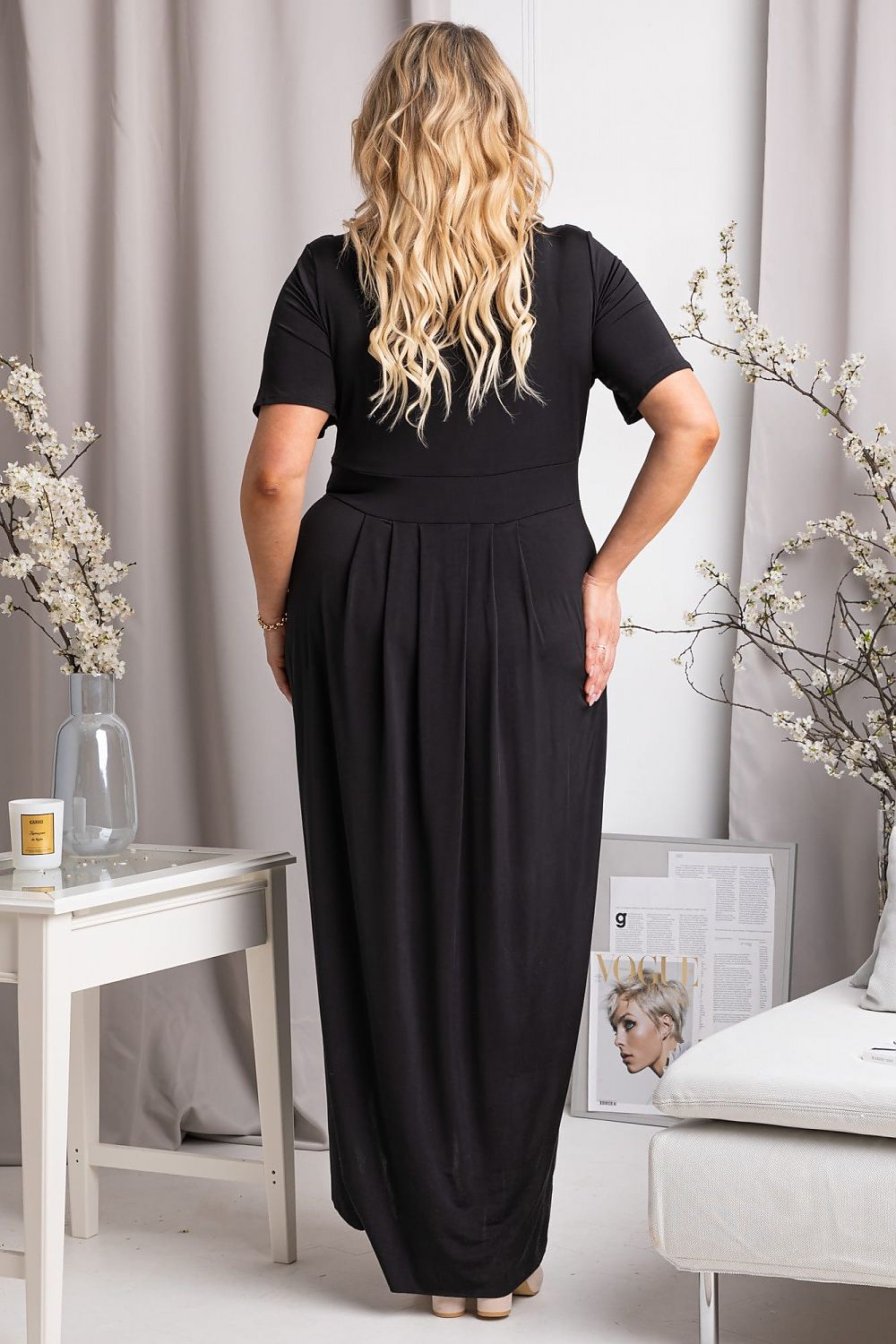 Plus-Size Dresses Model 191372 Karko