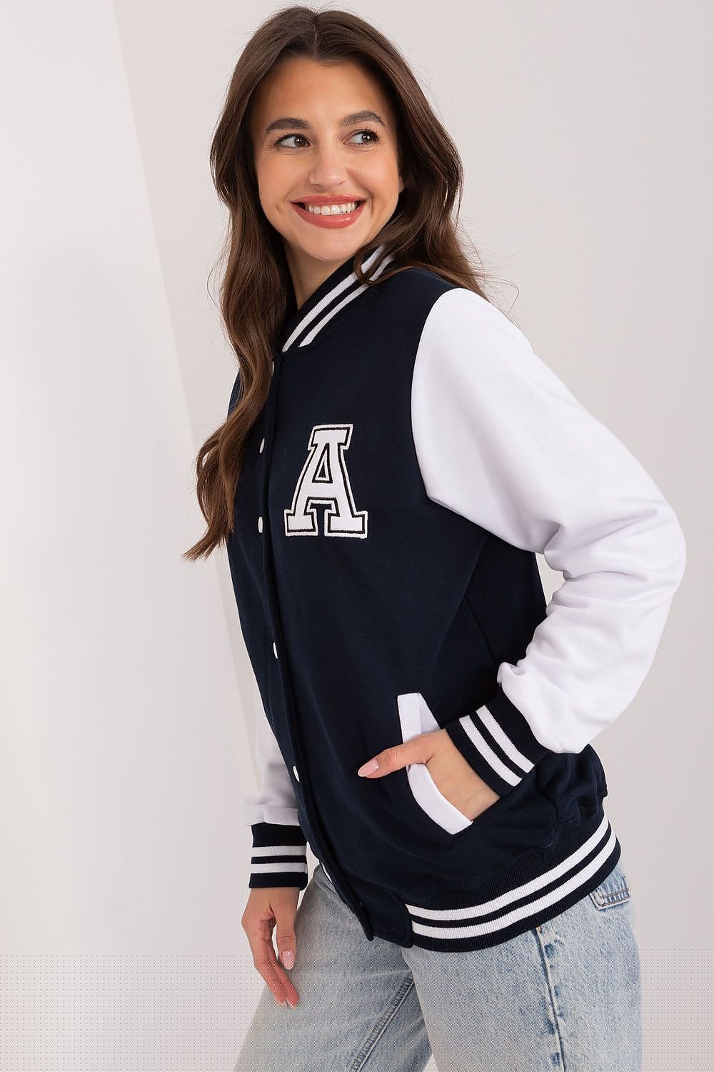 Sweater Model 192369 Relevance