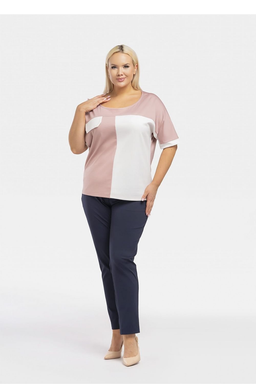 Plus-Size Bluse Model 193908 Karko