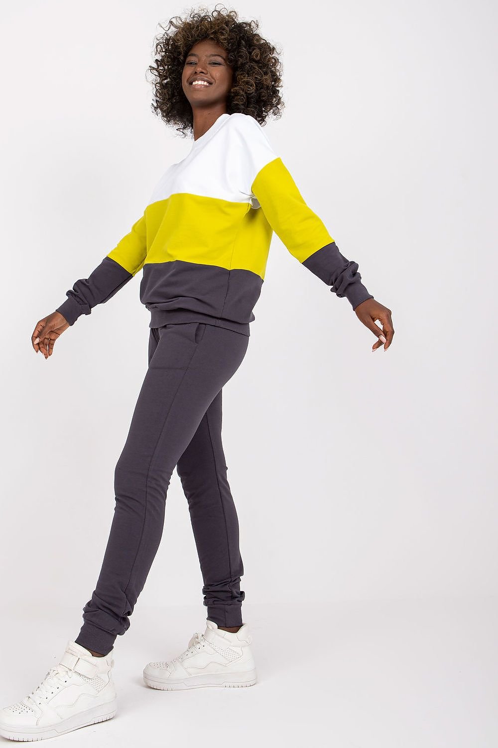 Set Model 175123 Rue Paris