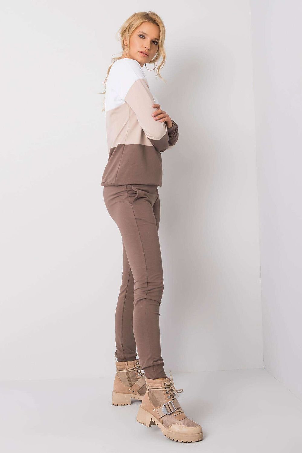 Set Model 175128 Rue Paris