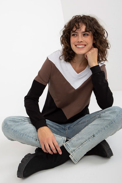 Sweater Model 175201 Relevance