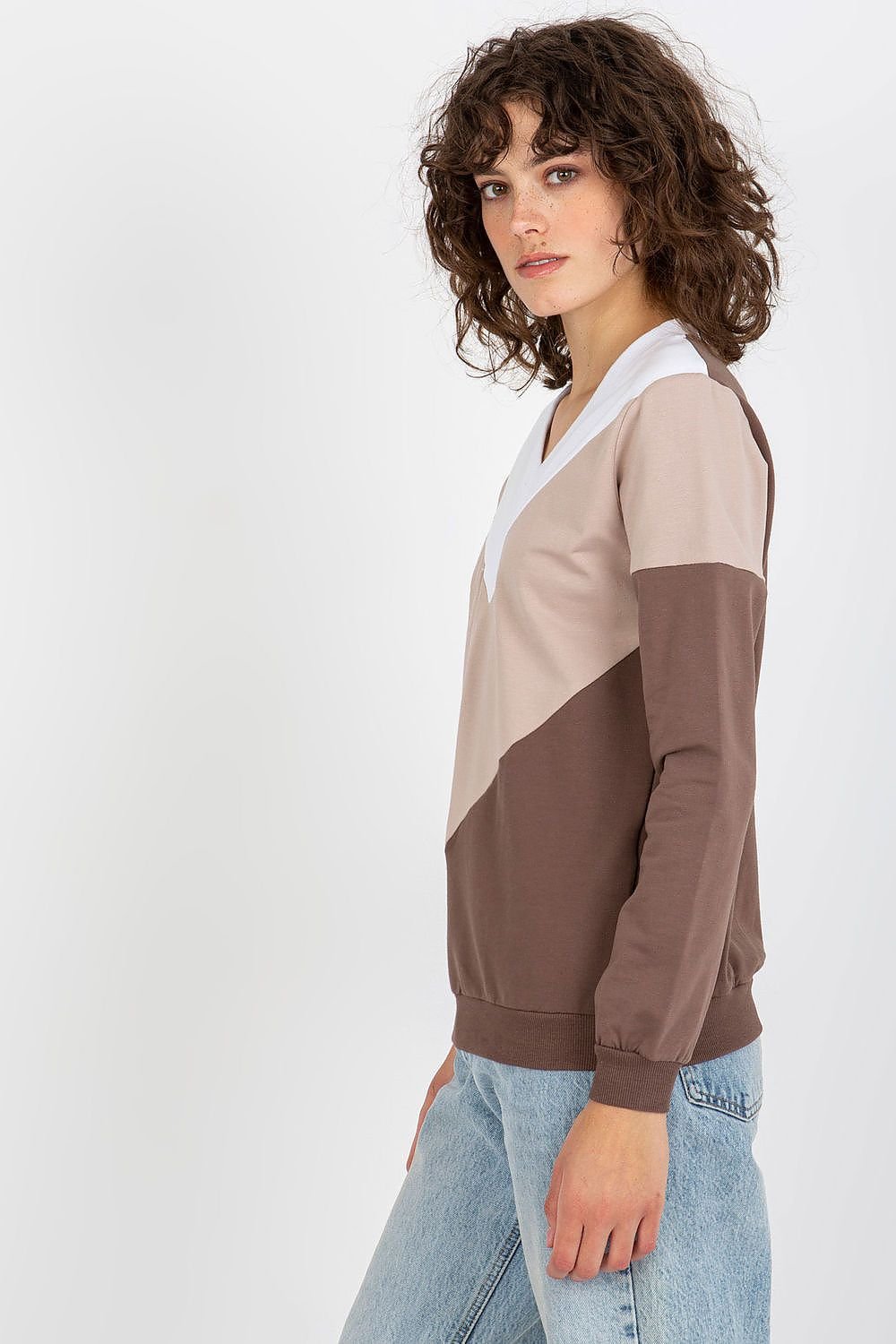 Sweater Model 175202 Relevance
