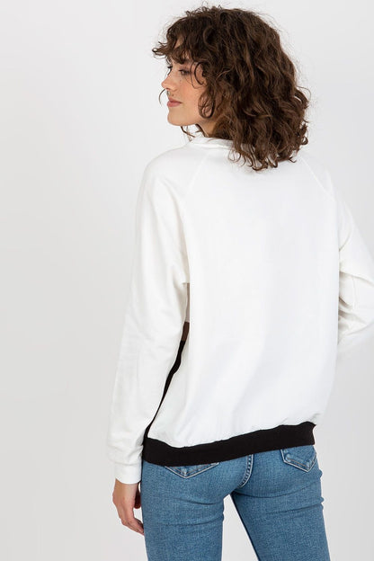 Sweater Model 175207 Relevance
