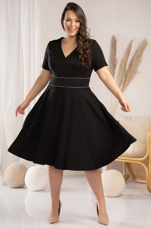 Plus-Size Kleider Model 178553 Karko
