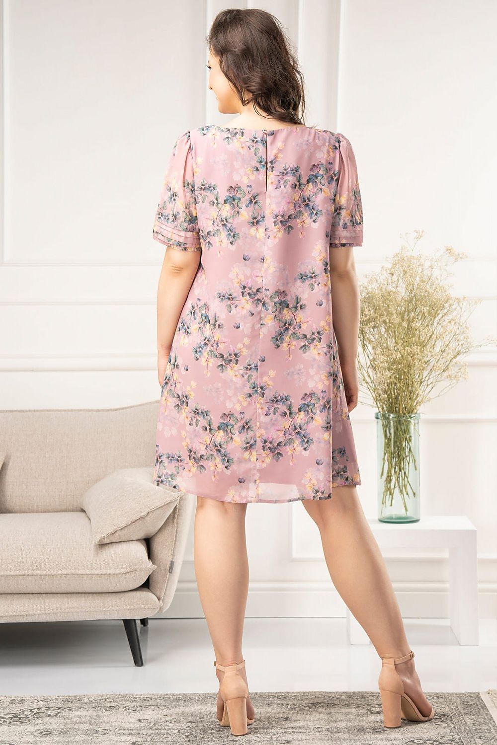 Plus-Size Kleider Model 180446 Karko