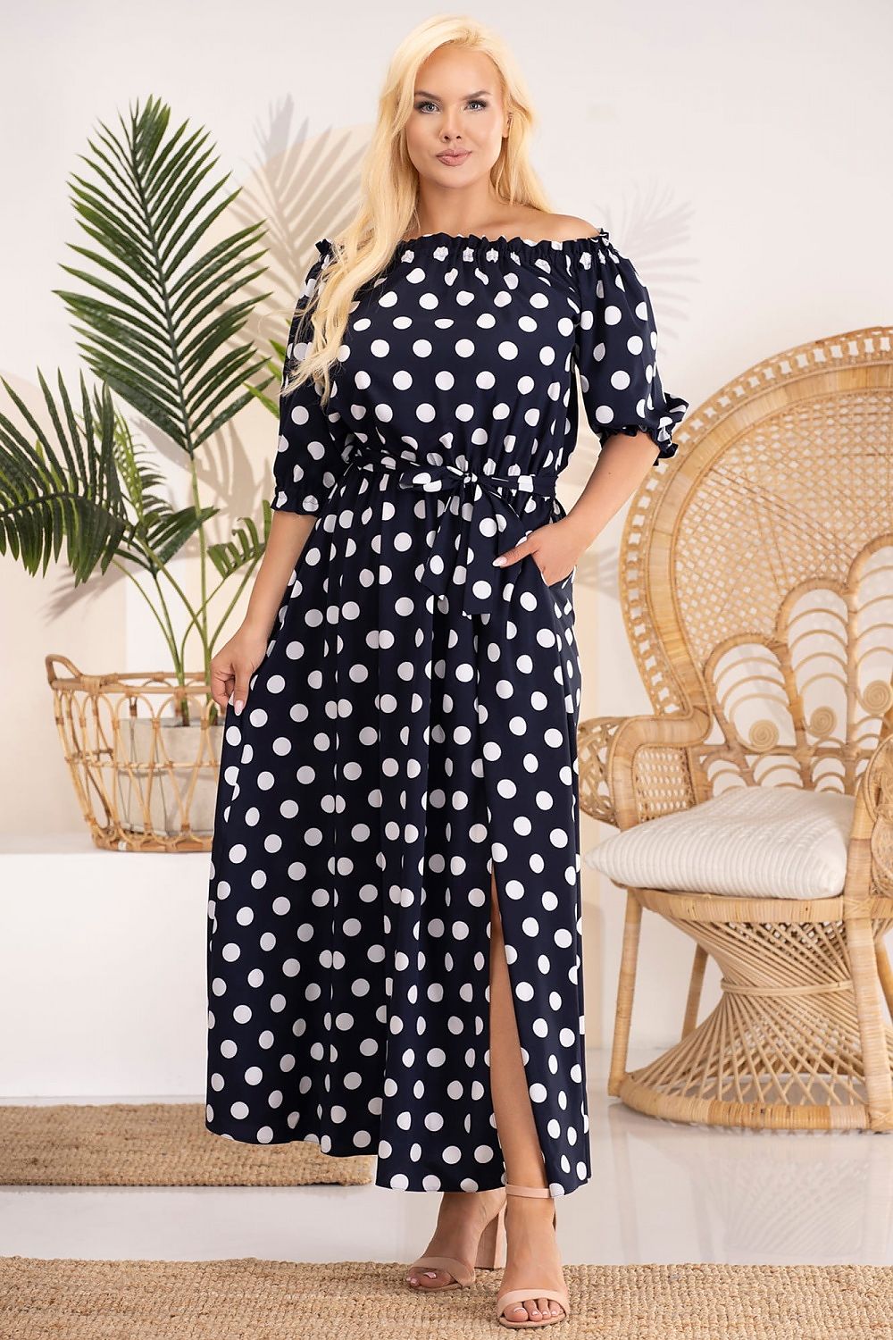 Plus-Size Kleider Model 182173 Karko