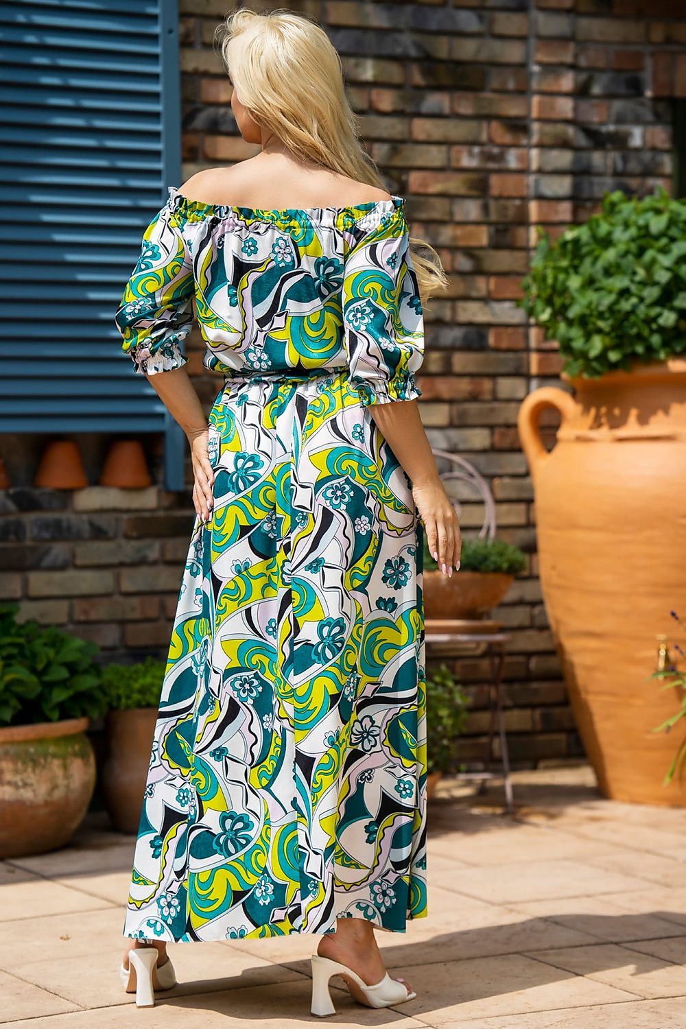 Plus-Size Kleider Model 182174 Karko