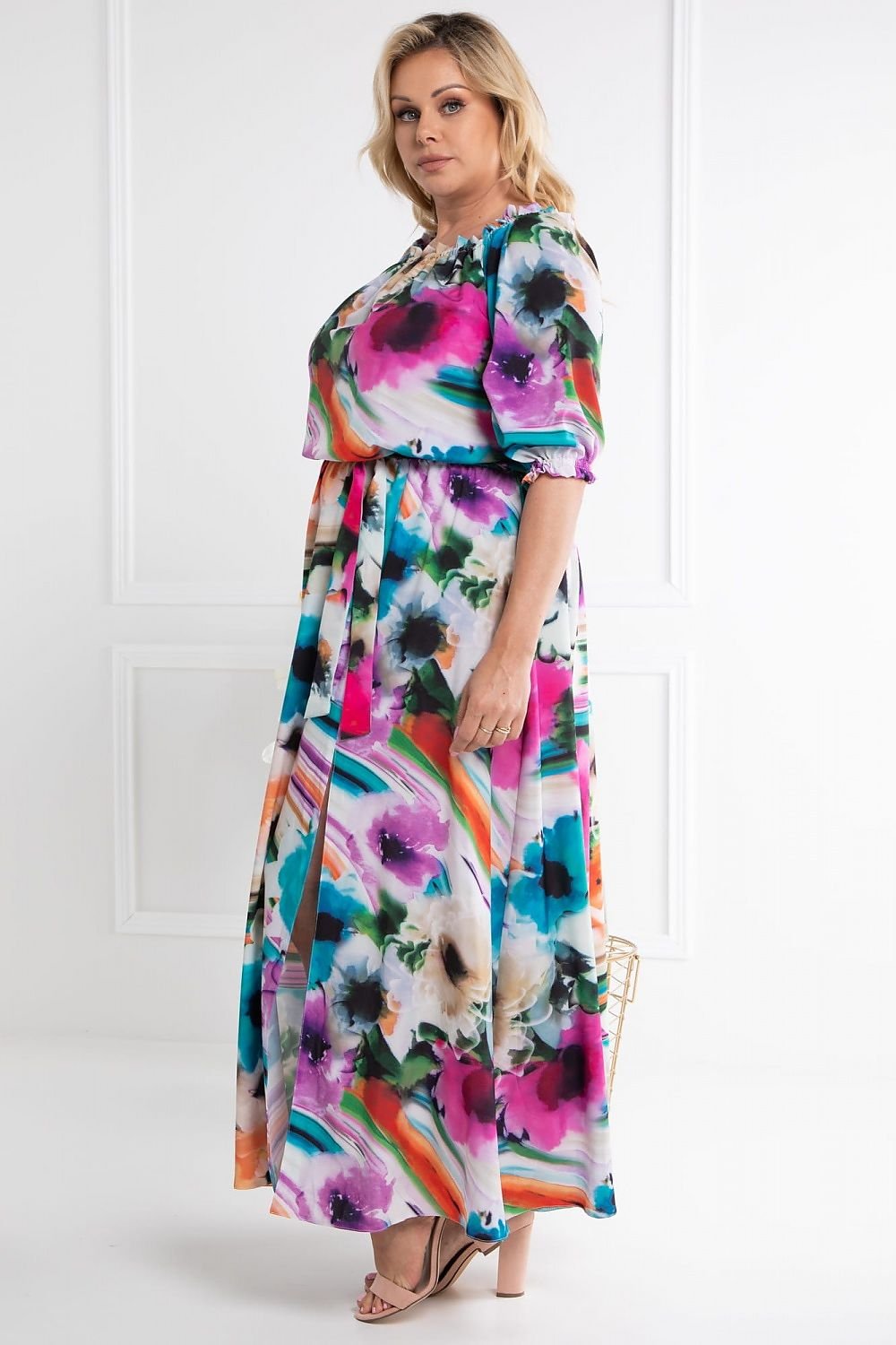 Plus-Size Kleider Model 182176 Karko
