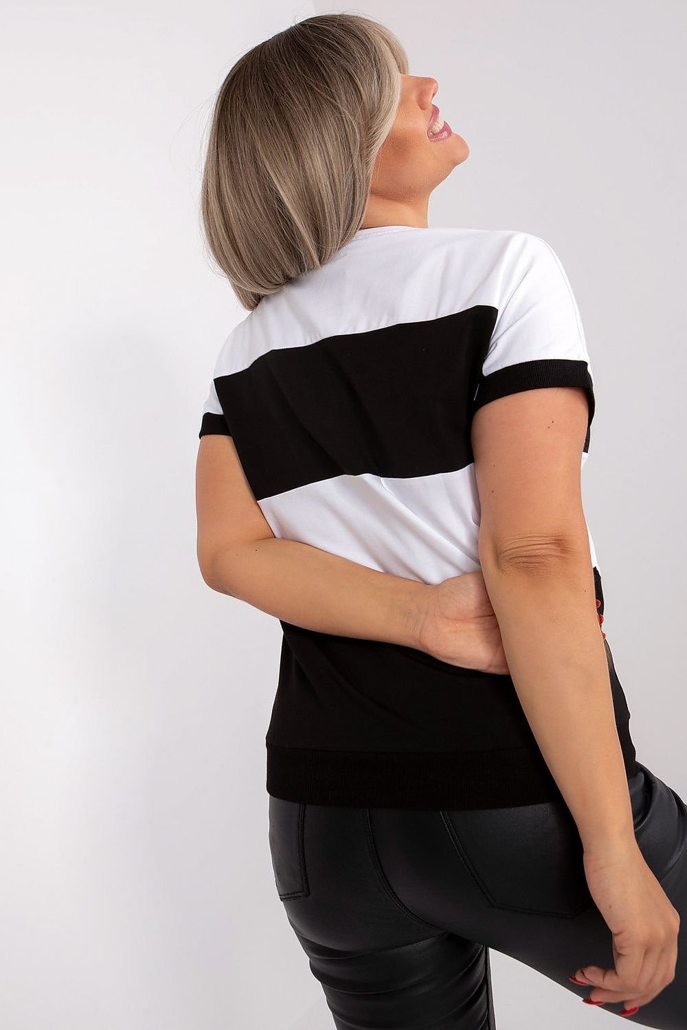 Plus-Size Bluse Model 182736 Relevance