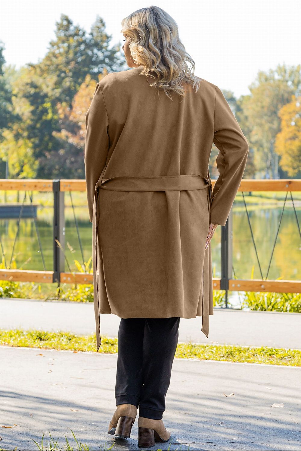 Mantel plus size Model 184903 Karko